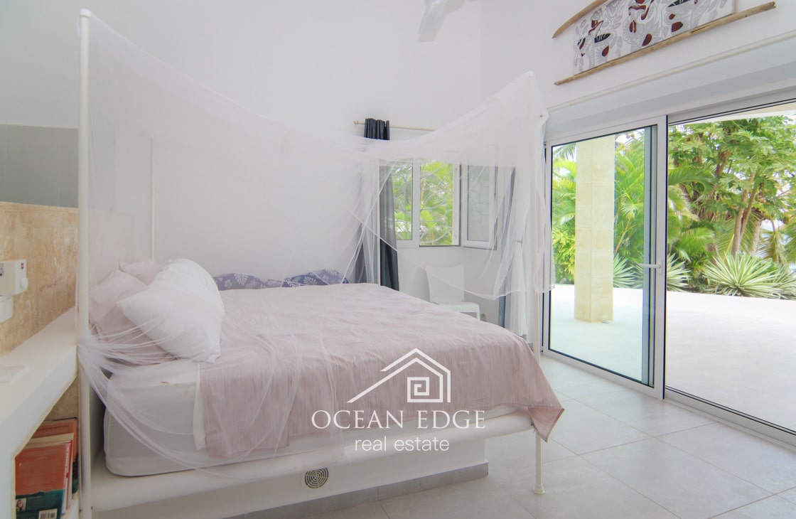 Exceptional Ocean Front Villa & Guest house in Las Galeras-ocean-edge-real-estate (28)