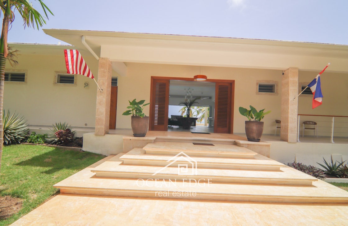 Exceptional Ocean Front Villa & Guest house in Las Galeras-ocean-edge-real-estate (39)