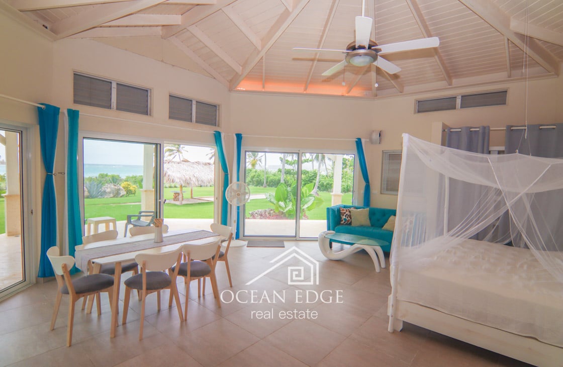 Exceptional Ocean Front Villa & Guest house in Las Galeras-ocean-edge-real-estate (5)