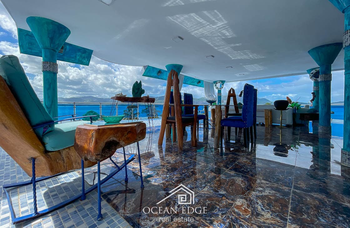 Unique Beachfront Hotel with Breathtaking Ocean view-las-galeras-ocean-edge-real-estate (28)