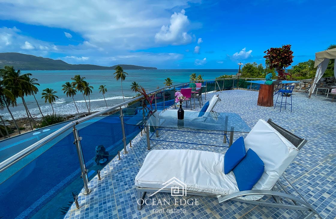 Unique Beachfront Hotel with Breathtaking Ocean view-las-galeras-ocean-edge-real-estate (31)