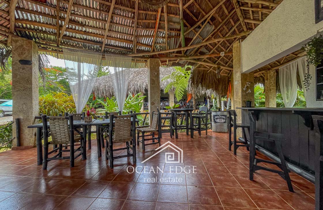 Hotel & Restaurant with ocean view to Playa Rincón-las-galeras-ocean-edge-real-esate (1)