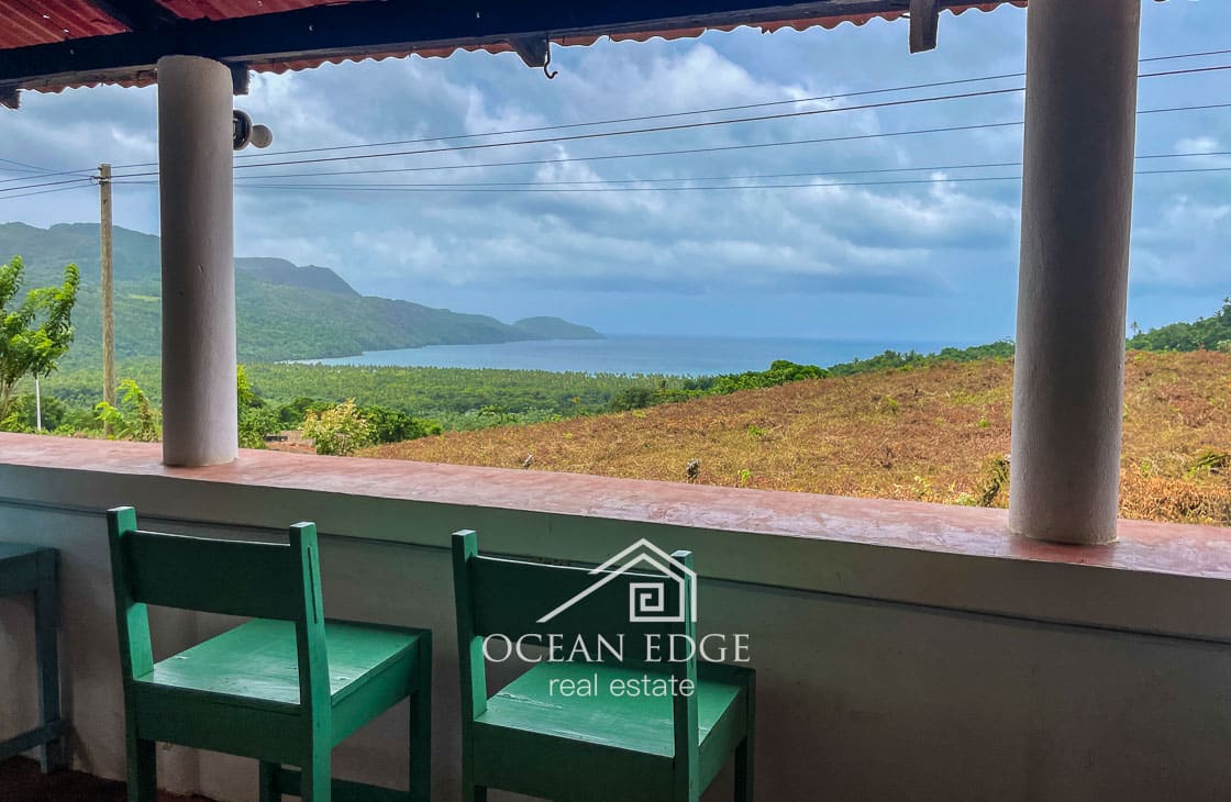 Hotel & Restaurant with ocean view to Playa Rincón-las-galeras-ocean-edge-real-esate (23)