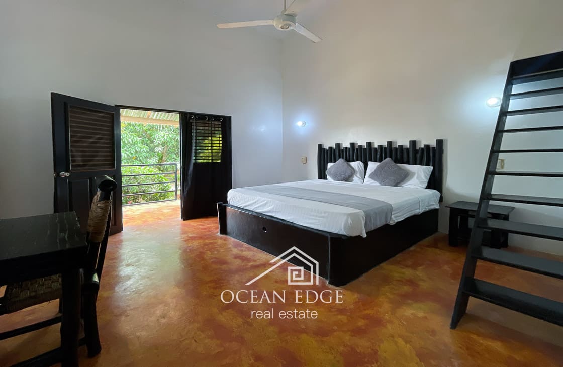 Hotel & Restaurant with ocean view to Playa Rincón-las-galeras-ocean-edge-real-esate (30)