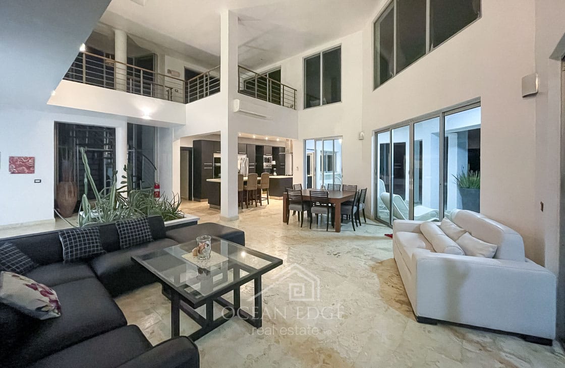 La Casa Blanca – Luxury Beachfront Villa in Las Galeras-ocean-edge-real-estate (56)