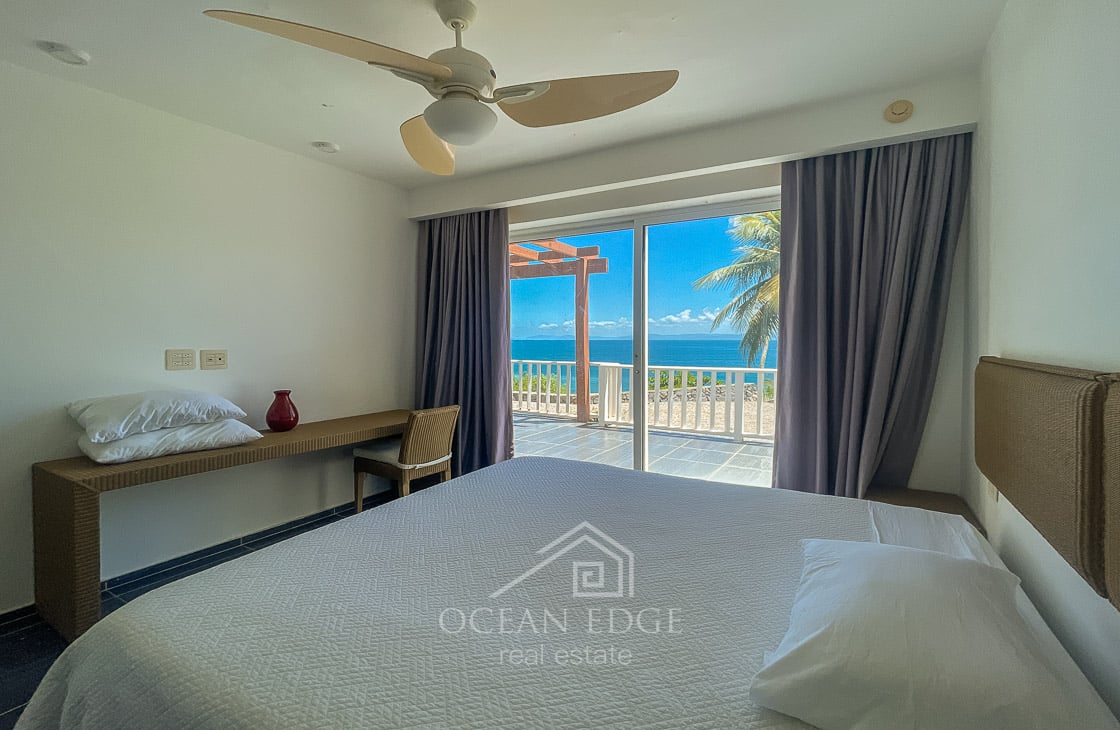 Beach-front-condo-las-galeras-30