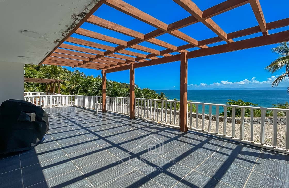 Beach-front-condo-las-galeras-43