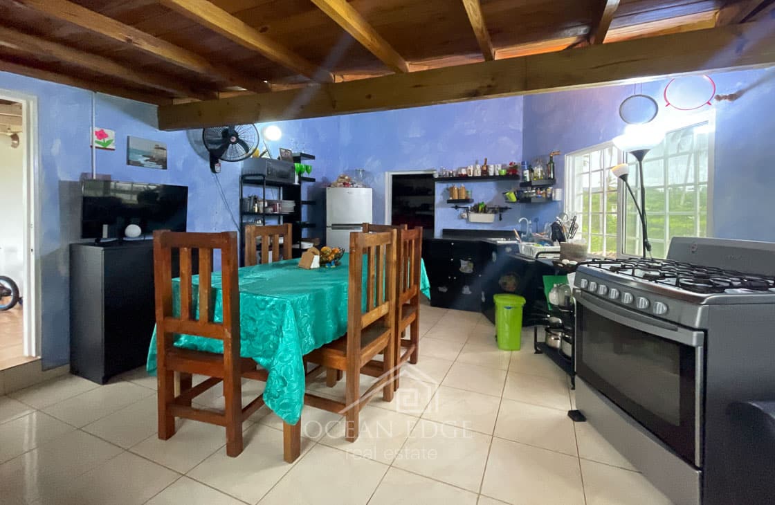 2-bed Ocean view villa 200m to the beach-ocean-edge-real-estate (9)