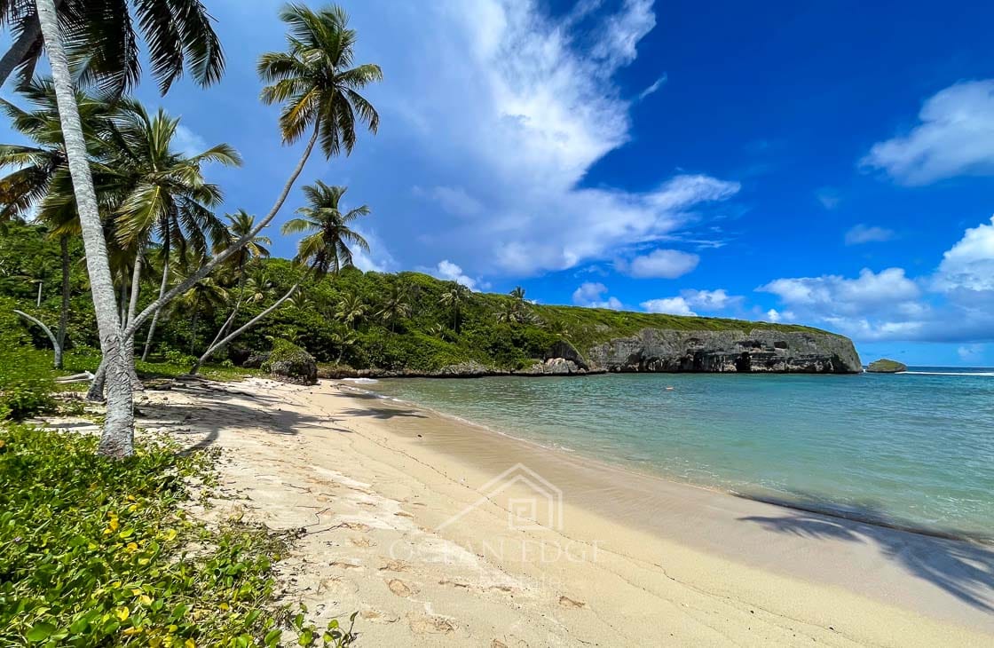 Oceanfront Cliff Land on Playa Madame Las Galeras Dominican Republic (41)