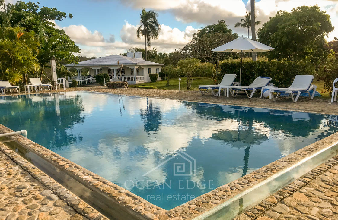 La Casa Blanca – Luxury Beachfront Villa in Las Galeras-ocean-edge-real-estate-2