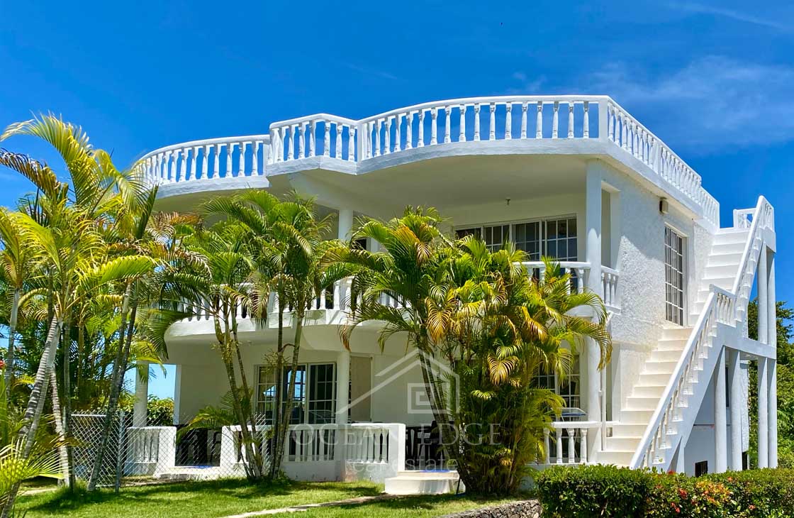 La Casa Blanca – Luxury Beachfront Villa in Las Galeras-ocean-edge-real-estate-7