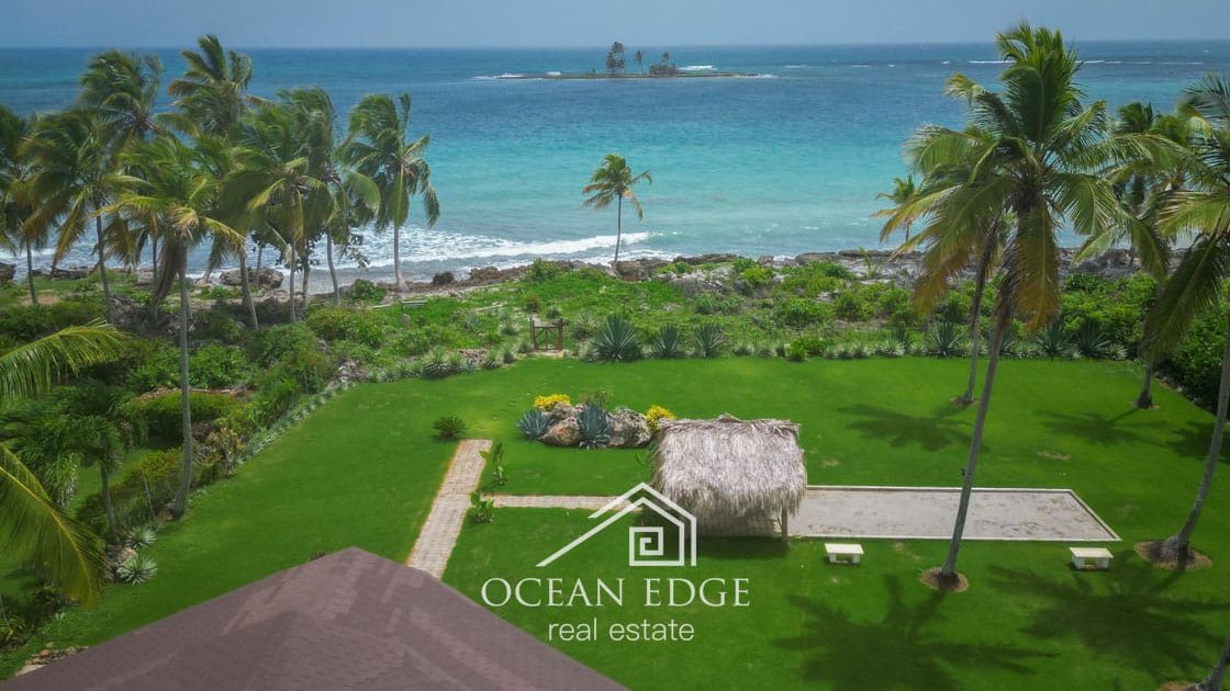 Exceptional Ocean Front Villa & Guest house in Las Galeras-ocean-edge-real-estate (28)