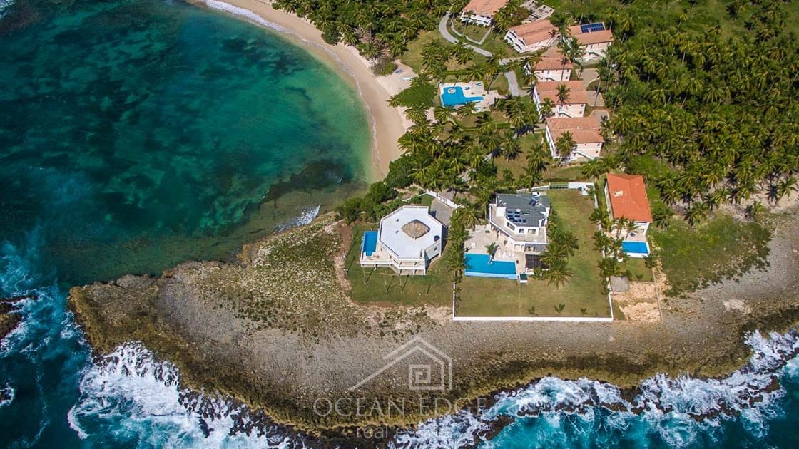 La Casa Blanca – Luxury Beachfront Villa in Las Galeras-ocean-edge-real-estate (27)
